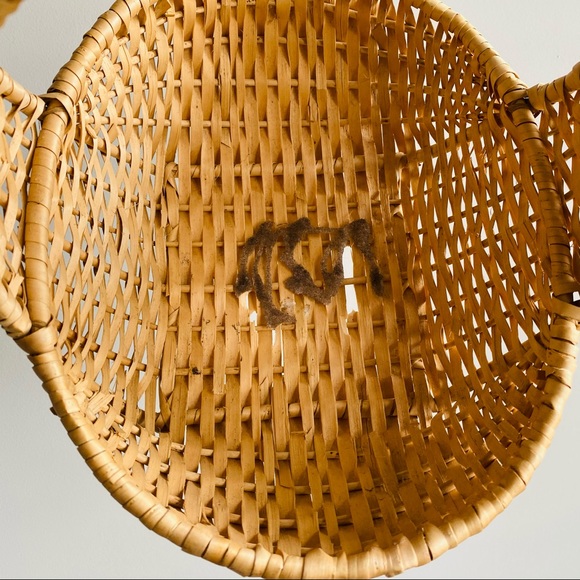 Woven Handmade Rattan Cradle Basket Home Decor - Picture 14 of 14